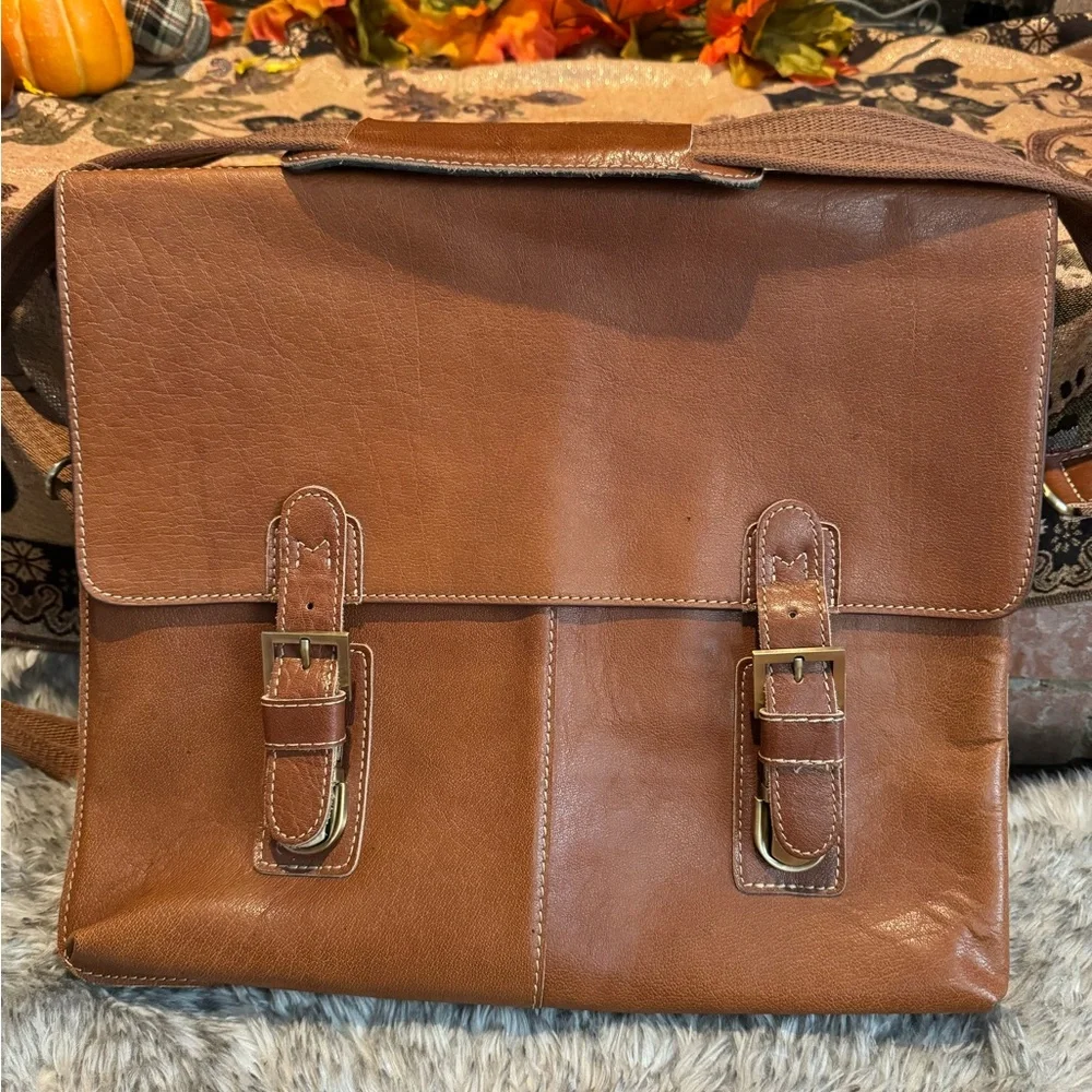 COPY - COPY - Vintage APC Brown Leather Messenger Laptop Briefcase 17